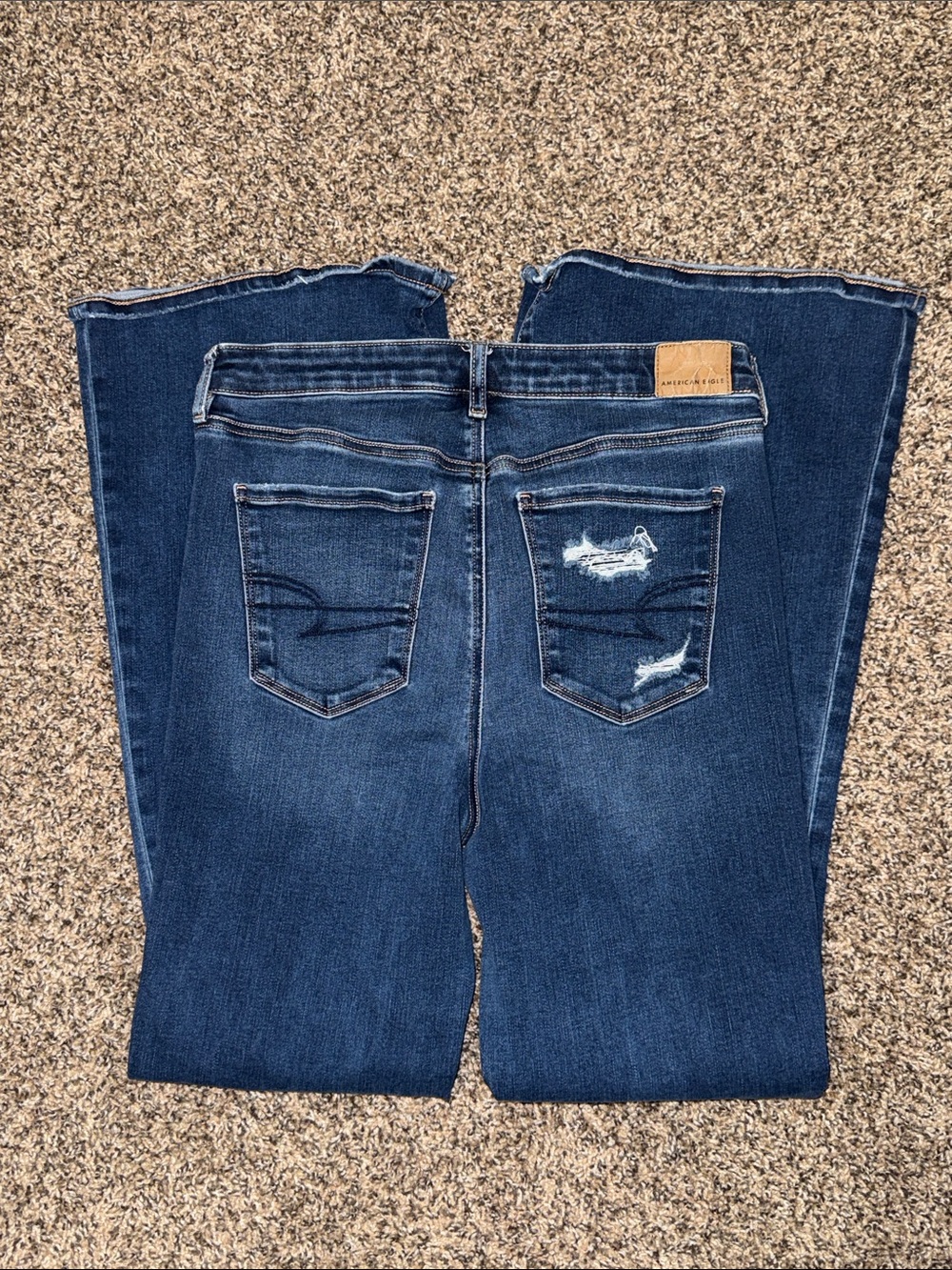 American Eagle Outfitters Super Hi-Rise Flare Jeans size 8 Regular